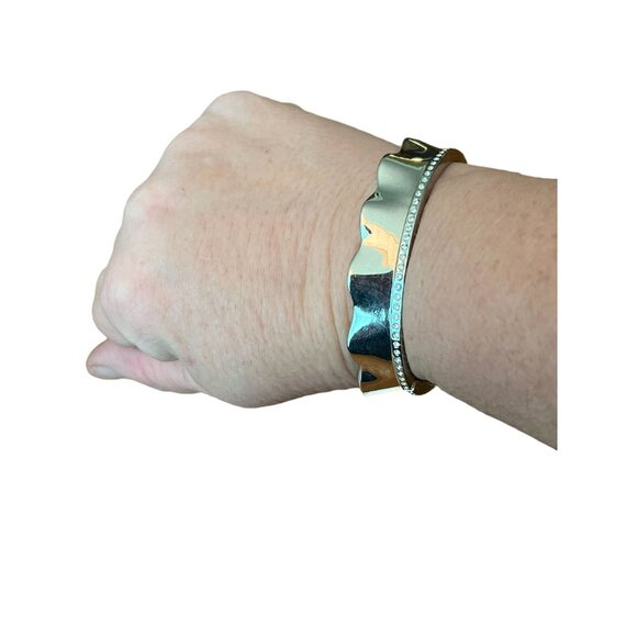 Lia Sophia Crystal Ruffle Stretch bracelet Silver Tone Crystal Rinestones Crown - Picture 4 of 4